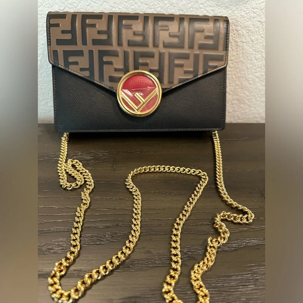 Fendi crossbody - Picture 2 of 4